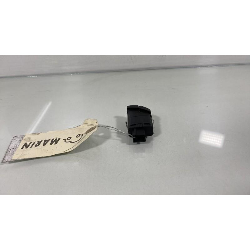Bouton de warning BMW SERIE 7 F01 Photo n°3