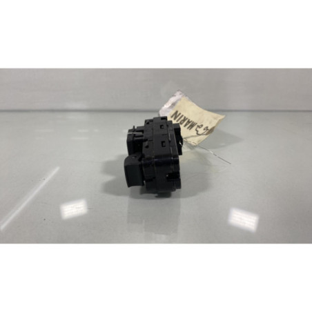 Interrupteur de leve vitre arriere droit BMW SERIE 7 F01 Photo n°1