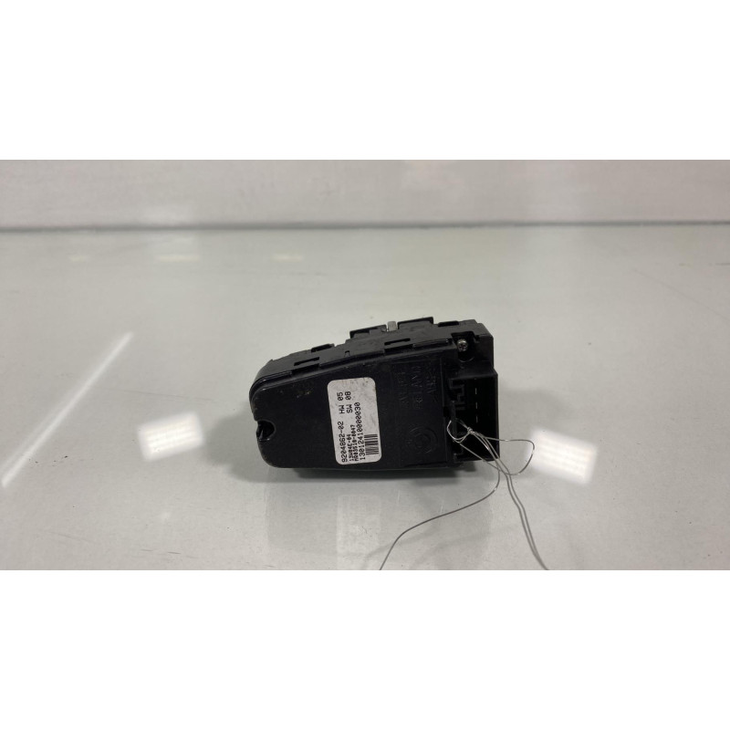 Interrupteur de leve vitre arriere droit BMW SERIE 7 F01 Photo n°3