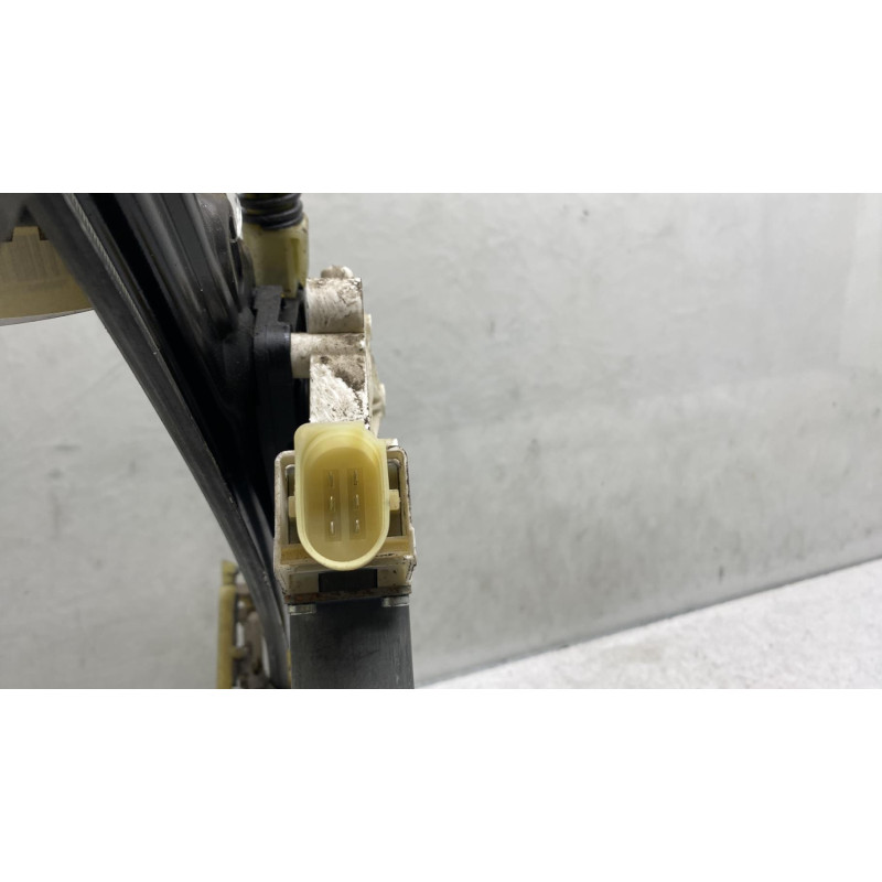 Leve vitre electrique arriere droit BMW SERIE 7 F01 Photo n°5