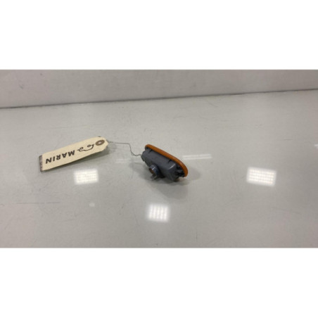 Repetiteur clignotant avant droit  (Feux) VOLKSWAGEN GOLF 4