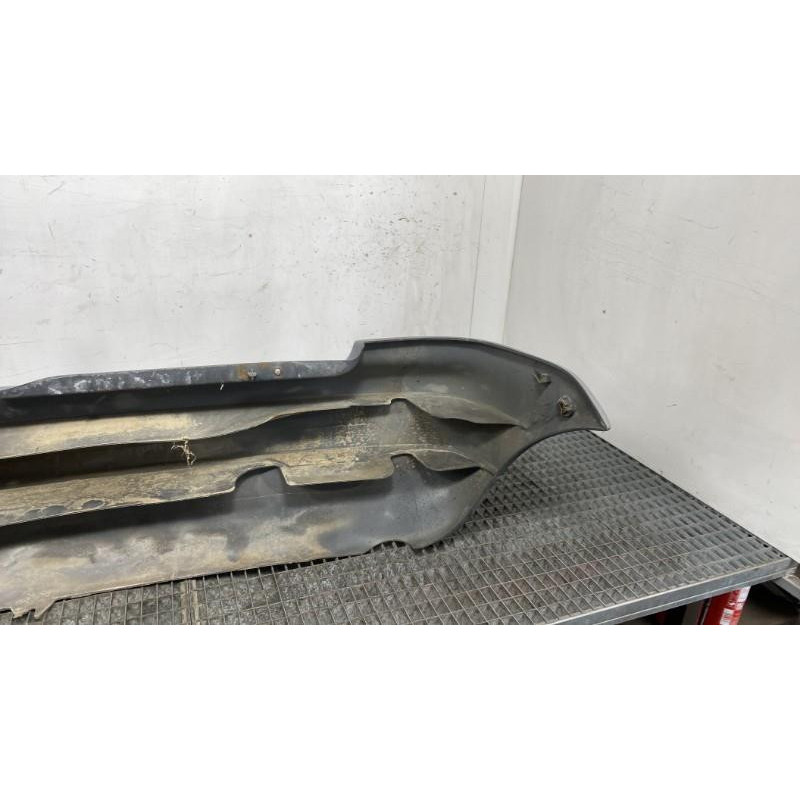 Pare choc arriere RENAULT TWINGO 1 Photo n°4