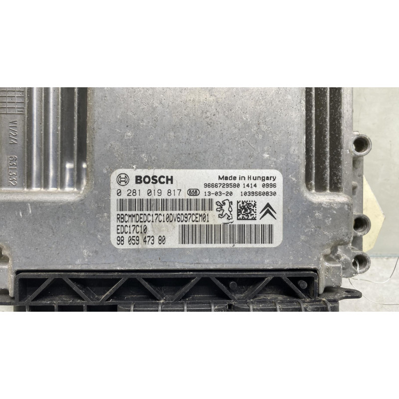Calculateur moteur PEUGEOT 208 1 Photo n°3