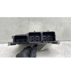 Calculateur moteur PEUGEOT 208 1