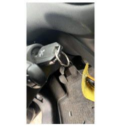Calculateur moteur PEUGEOT 208 1