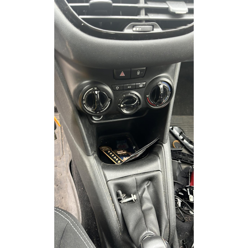 Cremaillere assistee PEUGEOT 208 1 Photo n°8