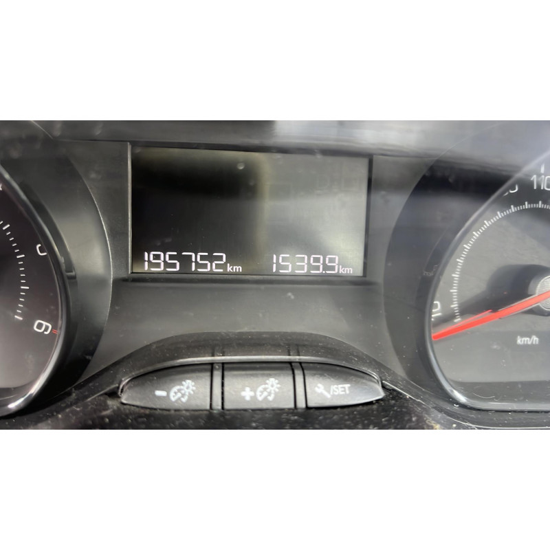 Cremaillere assistee PEUGEOT 208 1 Photo n°13