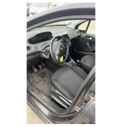 Cremaillere assistee PEUGEOT 208 1