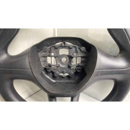 Volant PEUGEOT 208 1 Photo n°1