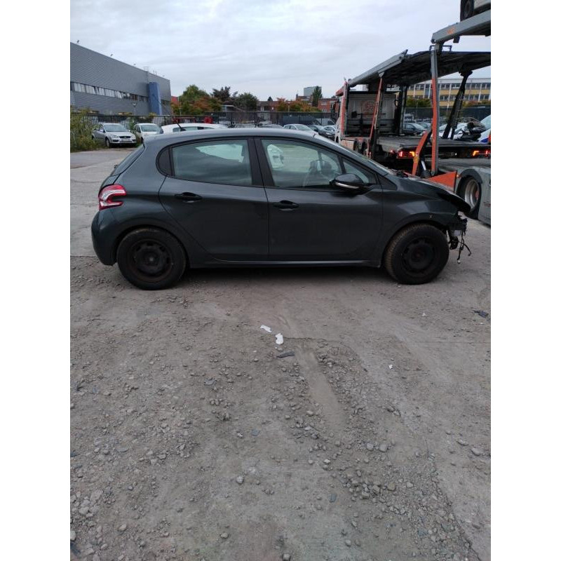 Volant PEUGEOT 208 1 Photo n°9