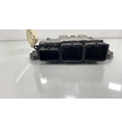 Calculateur moteur PEUGEOT 208 1