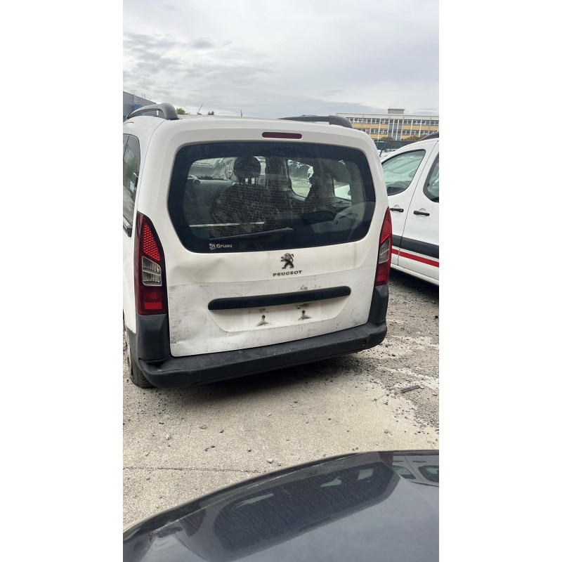 Compresseur clim PEUGEOT PARTNER 2 Photo n°8