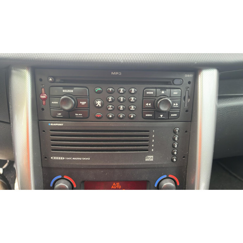 Ecran GPS PEUGEOT 207 Photo n°7