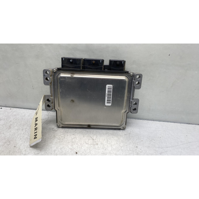 Calculateur moteur DACIA DUSTER 1 Photo n°3