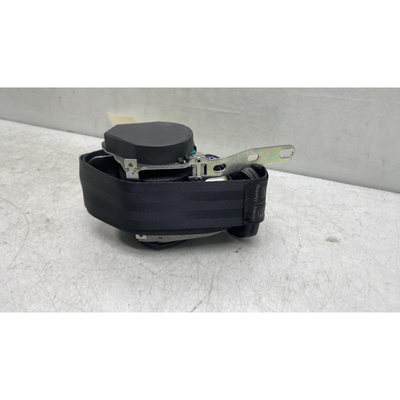 Pretensionneur de ceinture avant droit VOLKSWAGEN POLO 4 Photo n°2