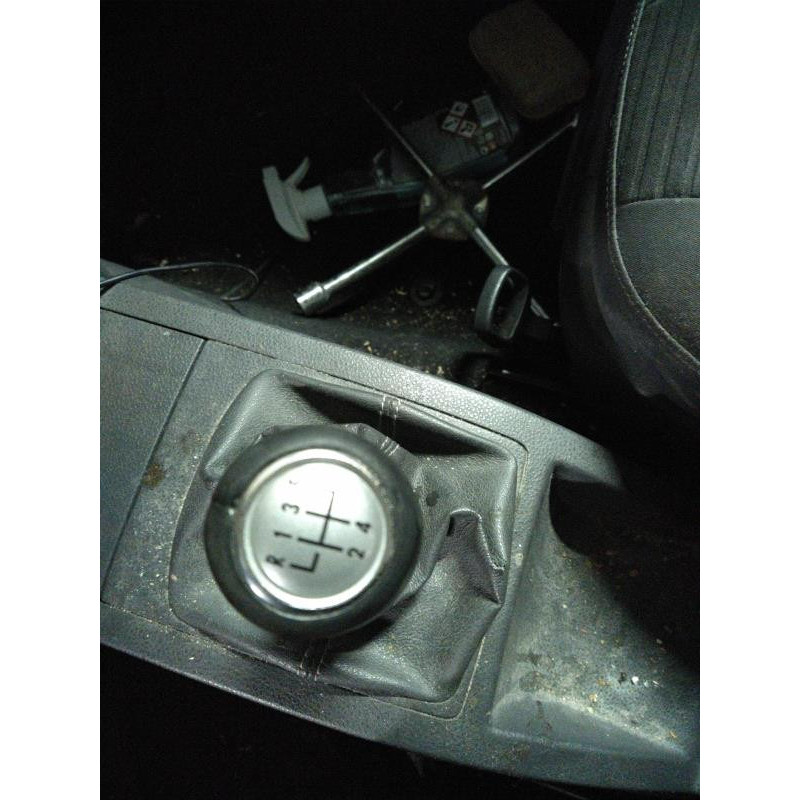 Pretensionneur de ceinture avant droit VOLKSWAGEN POLO 4 Photo n°6