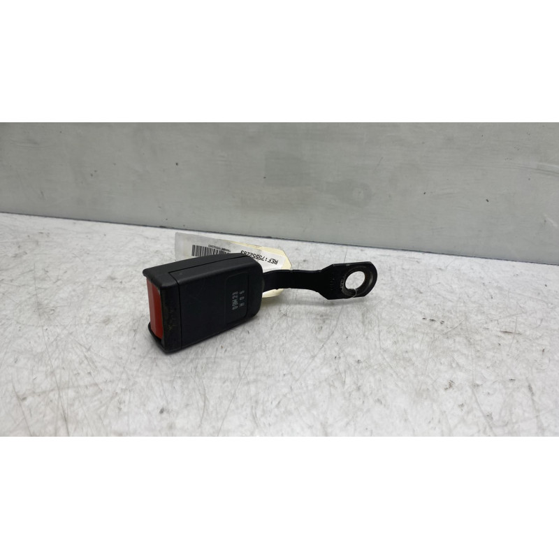 Attache ceinture avant droit CHEVROLET AVEO 1 Photo n°1