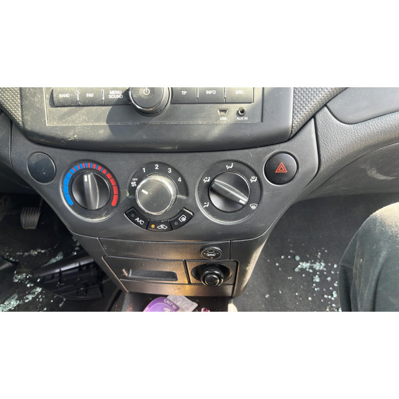 Charniere de capot CHEVROLET AVEO 1 Photo n°8