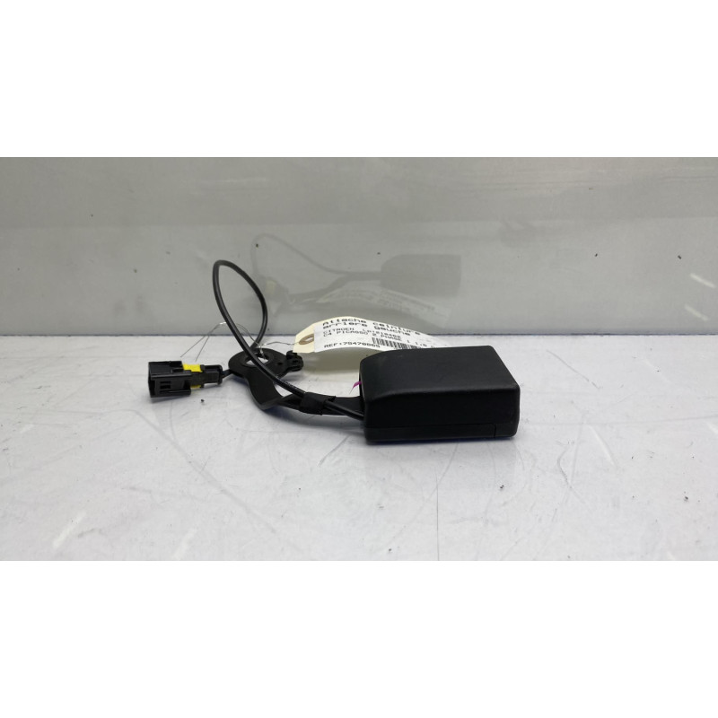 Attache ceinture arriere gauche CITROEN C4 PICASSO 2 Photo n°2