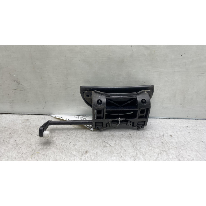 Poignee porte avant droit PEUGEOT 206+ Photo n°1