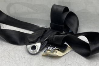 Ceinture arriere droit PEUGEOT 205