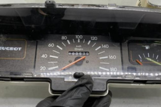Compteur PEUGEOT 205