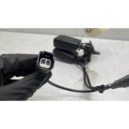 Attache ceinture arriere droit FORD MONDEO 4 Photo n°1