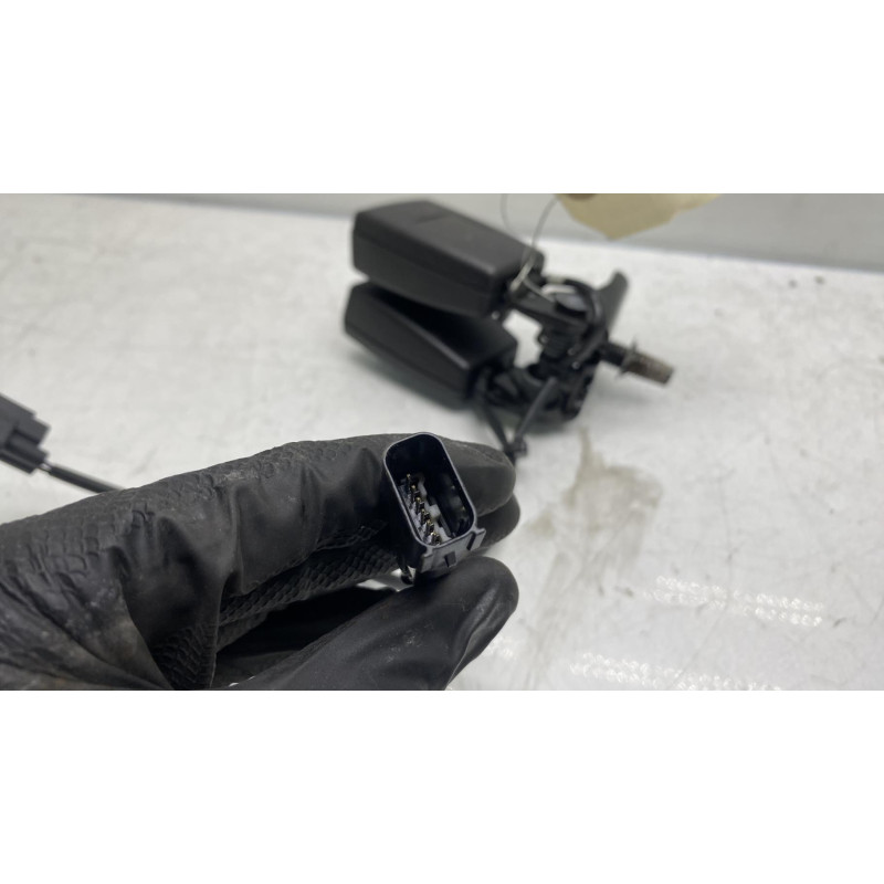 Attache ceinture arriere droit FORD MONDEO 4 Photo n°5