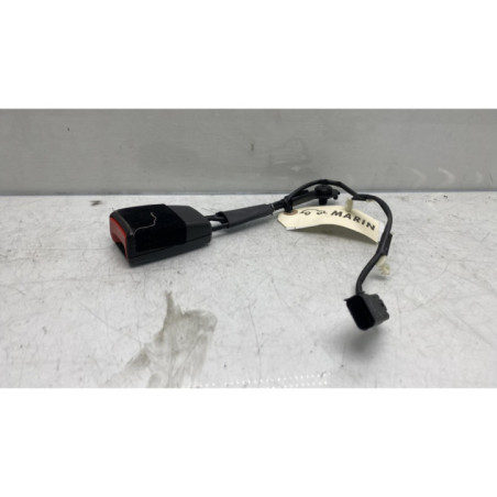 Attache ceinture avant droit FORD MONDEO 4