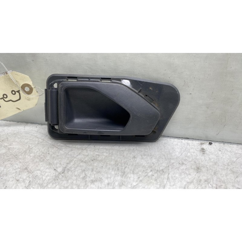 Poignee interieur avant droit PEUGEOT 306 Photo n°2