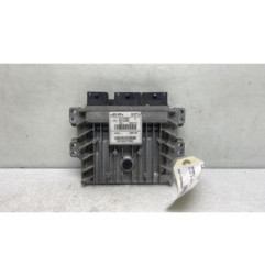 Calculateur moteur RENAULT CLIO 3