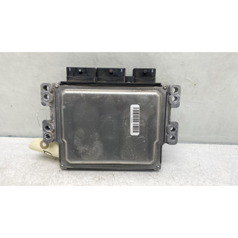 Calculateur moteur RENAULT CLIO 3 Photo n°3
