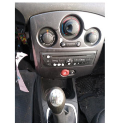 Calculateur moteur RENAULT CLIO 3