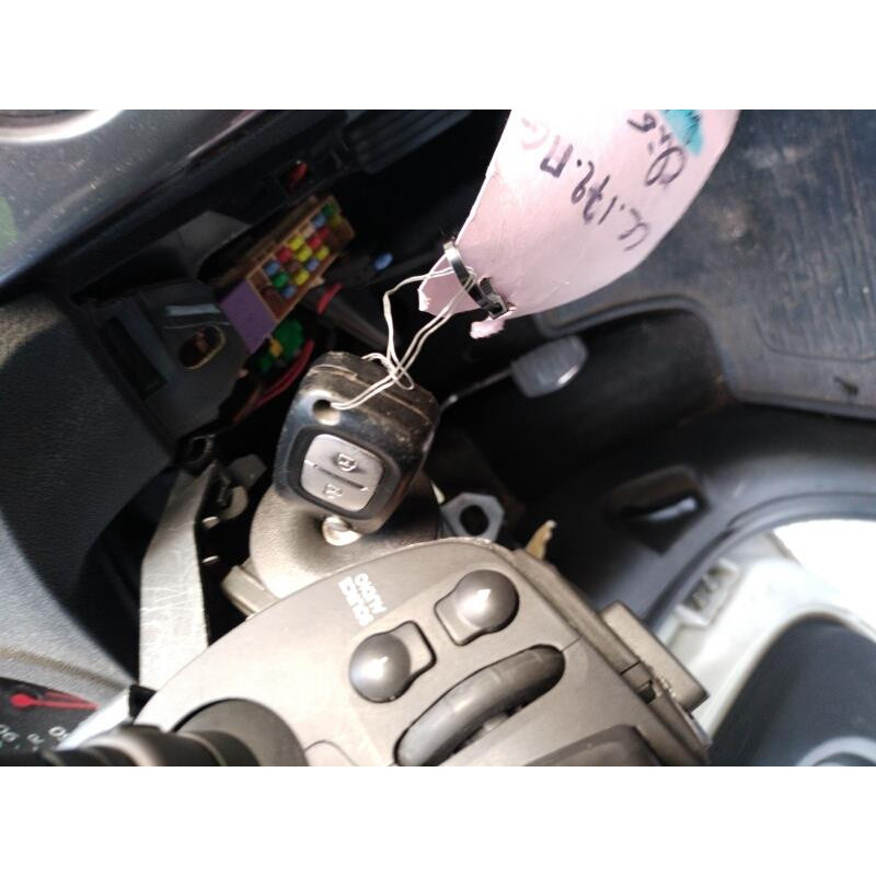 Calculateur moteur RENAULT CLIO 3 Photo n°12