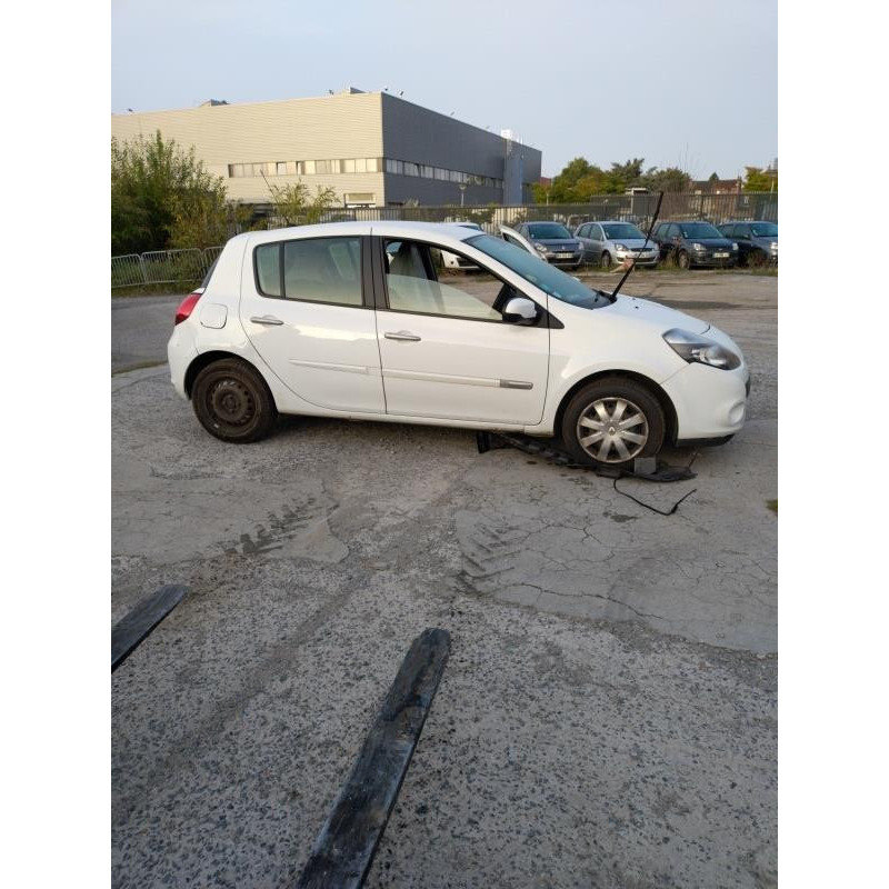 Calculateur moteur RENAULT CLIO 3 Photo n°15