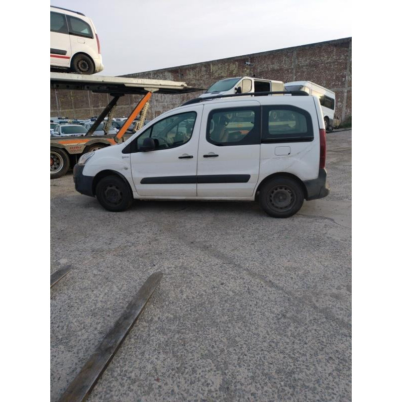Pompe lave glace avant PEUGEOT PARTNER 2 Photo n°9