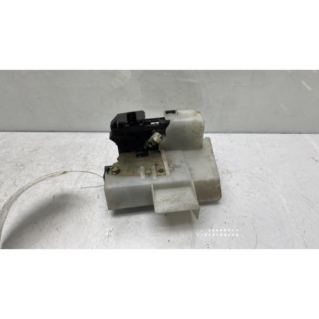 Serrure avant droit RENAULT MEGANE 1