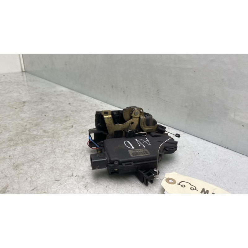 Serrure avant droit VOLKSWAGEN NEW BEETLE 1 Photo n°3