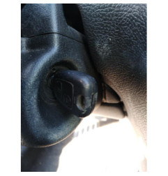 Pretensionneur de ceinture avant droit PEUGEOT 206