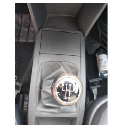 Bouton de coffre VOLKSWAGEN POLO 4
