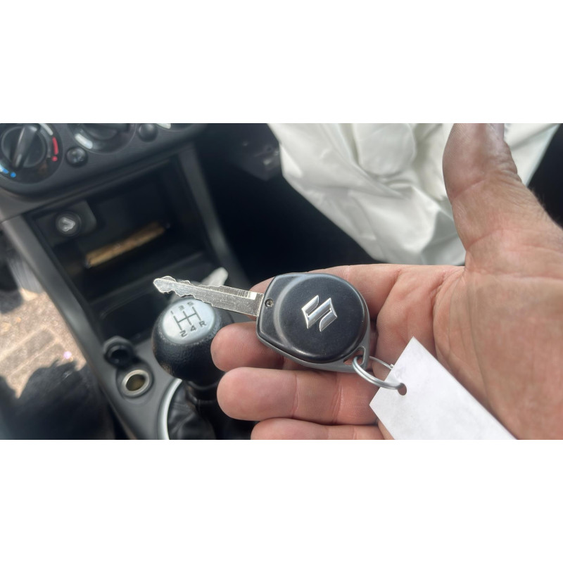 Autoradio d'origine SUZUKI SWIFT 3 Photo n°10