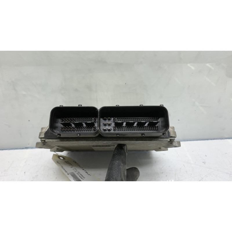Calculateur moteur SUZUKI SWIFT 3 Photo n°1