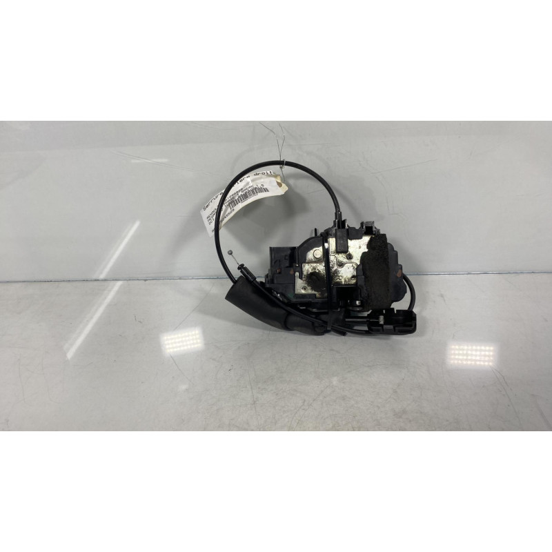 Serrure arriere droit RENAULT MEGANE 3 Photo n°3