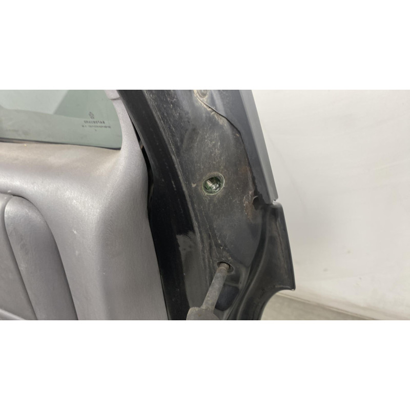 Malle/Hayon arriere CHRYSLER VOYAGER 3 Photo n°12