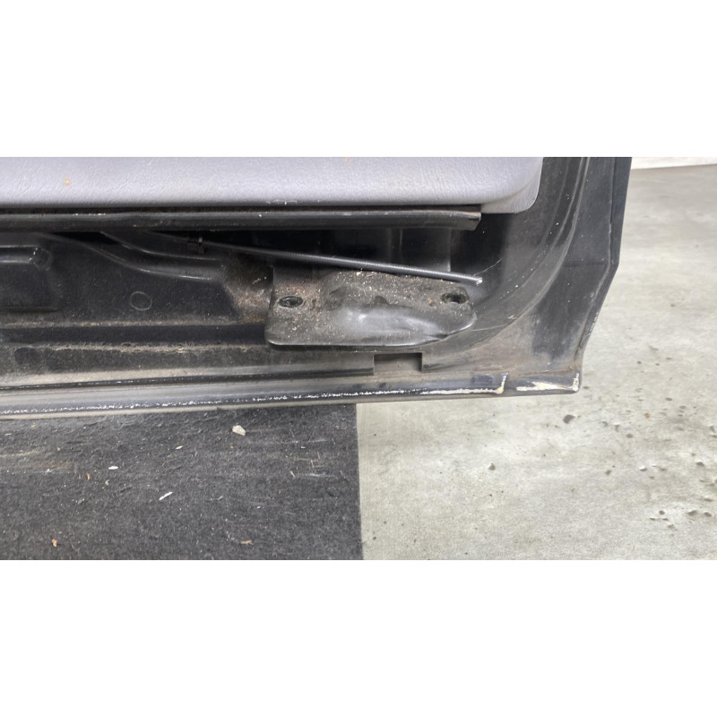 Porte laterale gauche CHRYSLER VOYAGER 3 Photo n°12