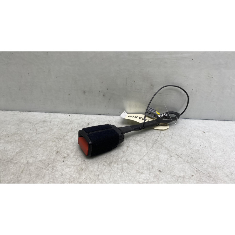 Attache ceinture avant droit PEUGEOT 2008 1 Photo n°2