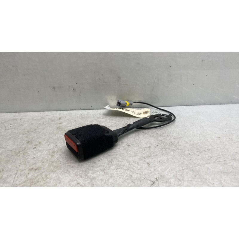 Attache ceinture avant droit PEUGEOT 2008 1 Photo n°3