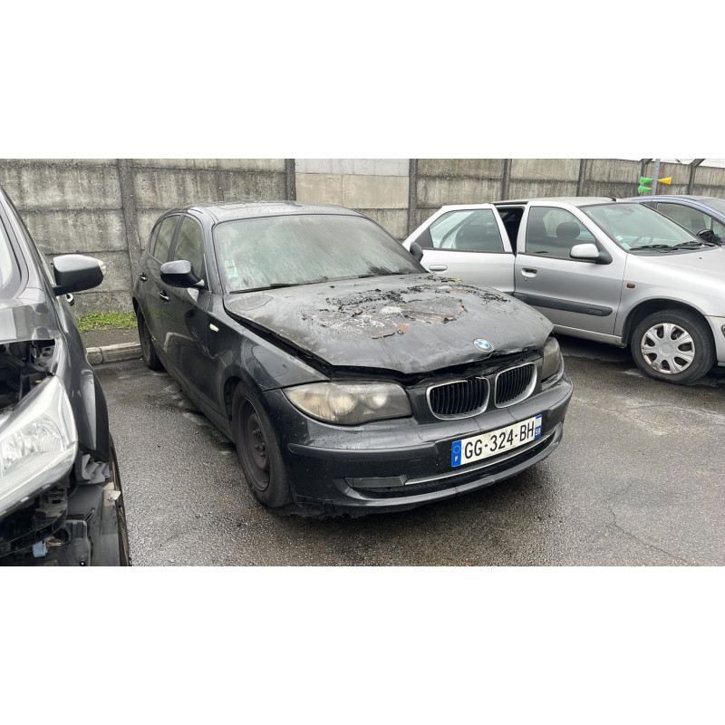 Feu arriere stop central BMW SERIE 1 E87 Photo n°8