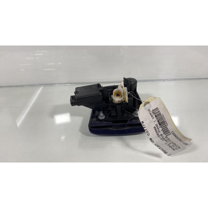 Bouton de coffre RENAULT CLIO 2 CAMPUS Photo n°3