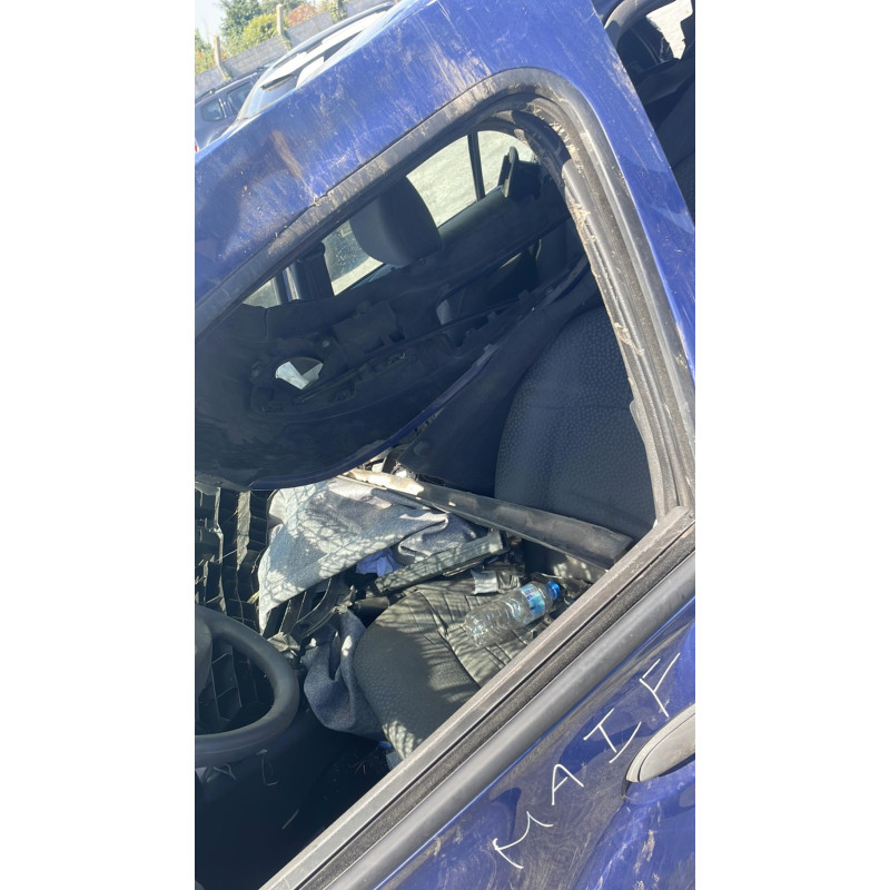 Bouton de coffre RENAULT CLIO 2 CAMPUS Photo n°7